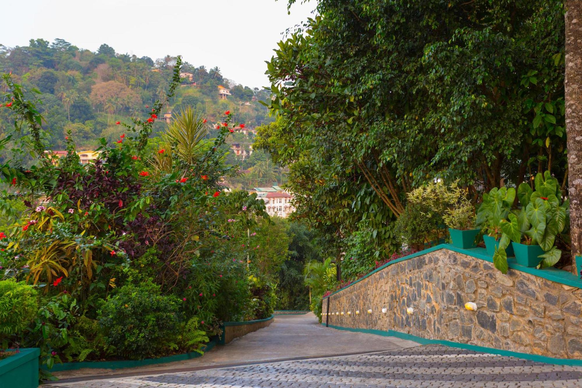 Hotel Yo Kandy Esterno foto